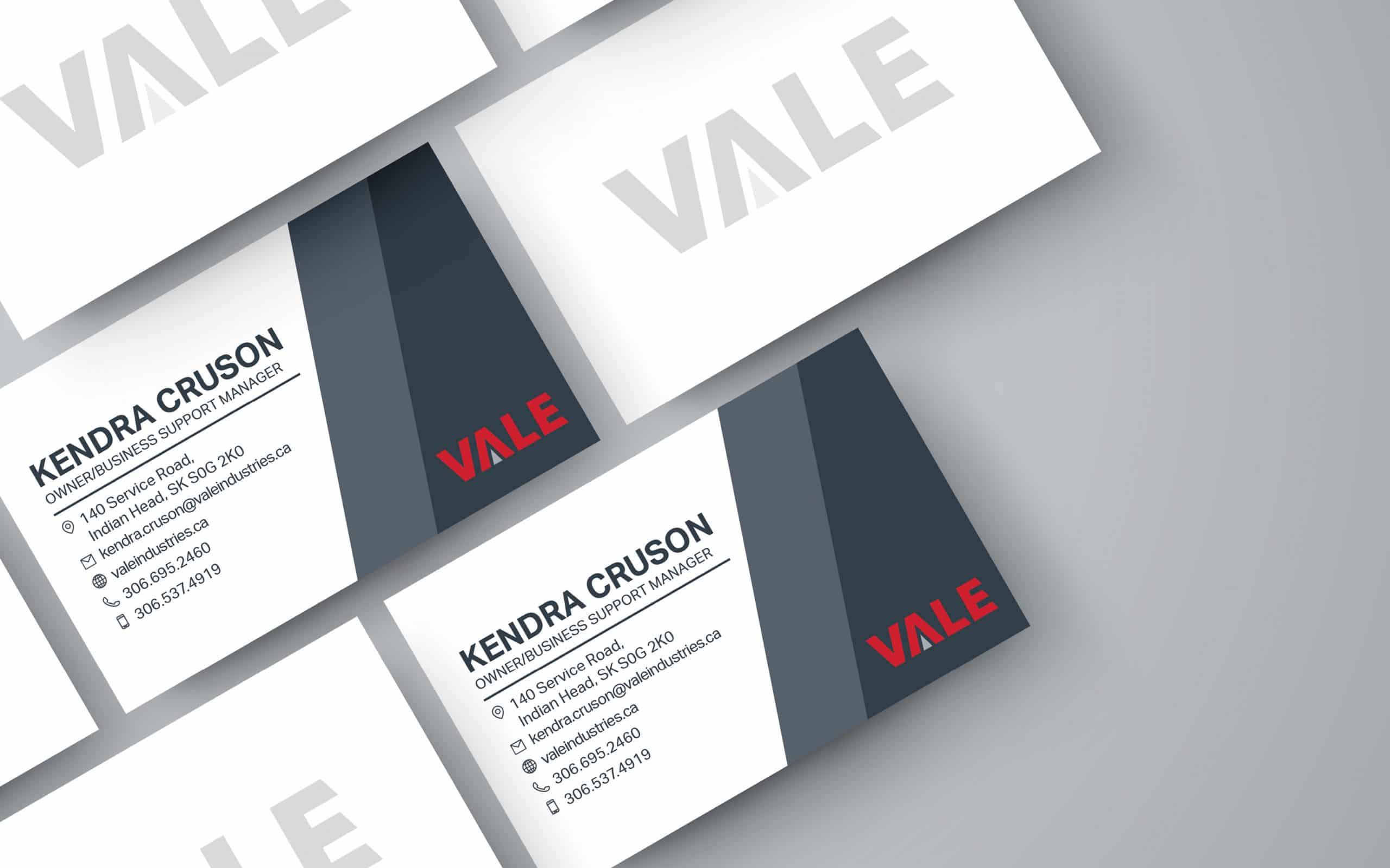 vale.business_card.mockup.website-scaled